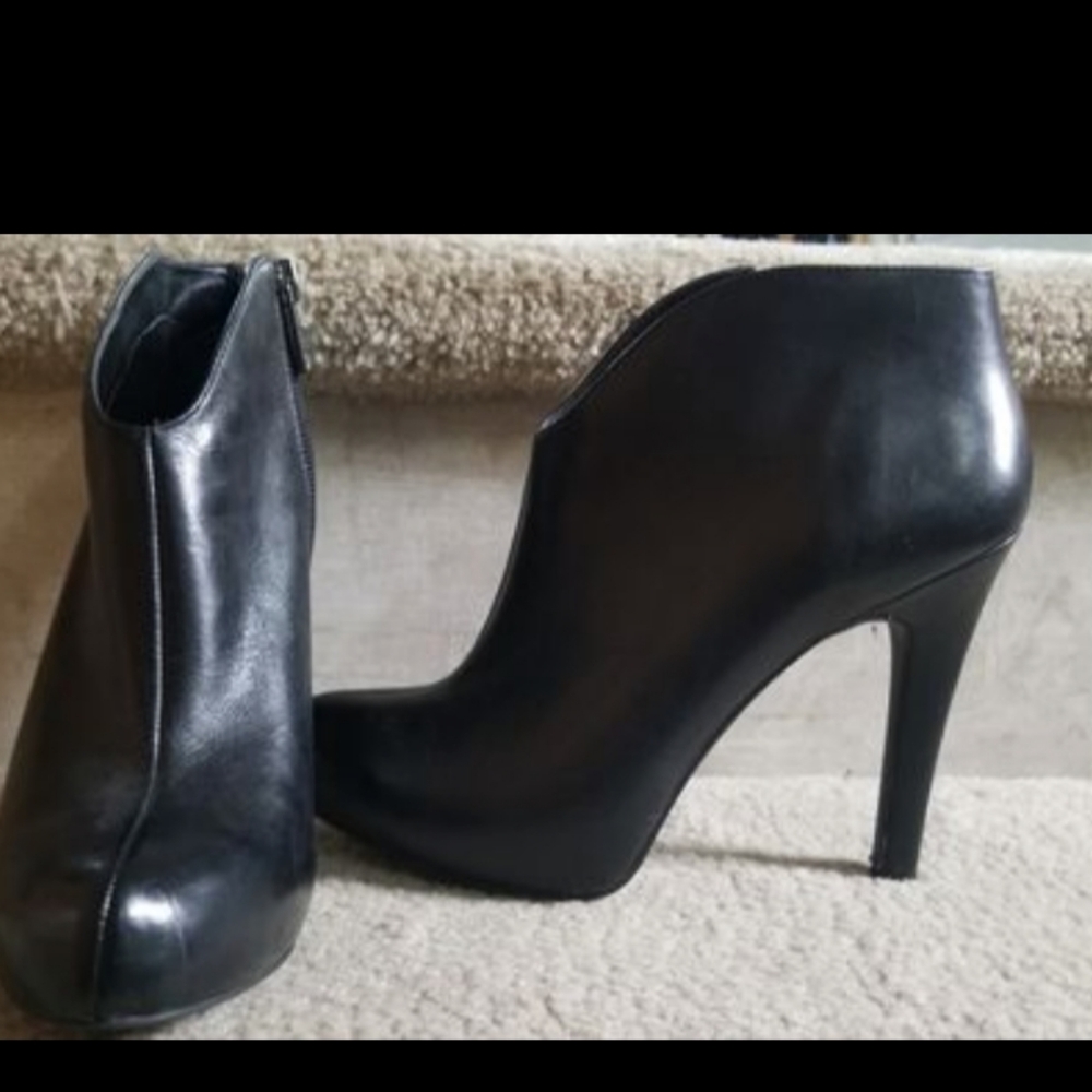 Jessica Simpson leather booties